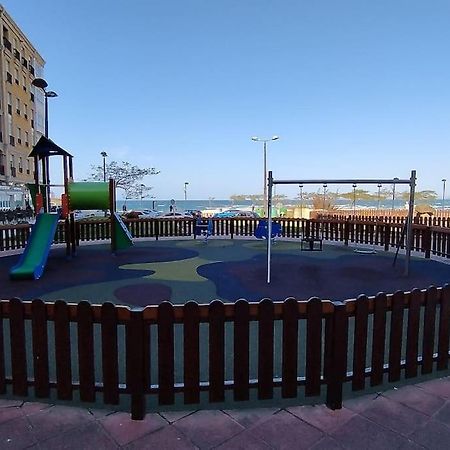 Apartamento En Foz. Primera Linea Playa Rapadoira Luaran gambar