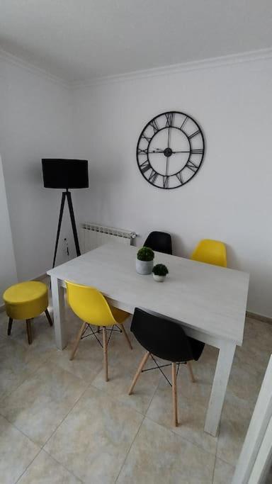 Apartamento En Foz. Primera Linea Playa Rapadoira Luaran gambar