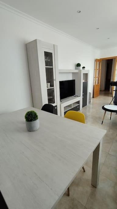 Apartamento En Foz. Primera Linea Playa Rapadoira Luaran gambar